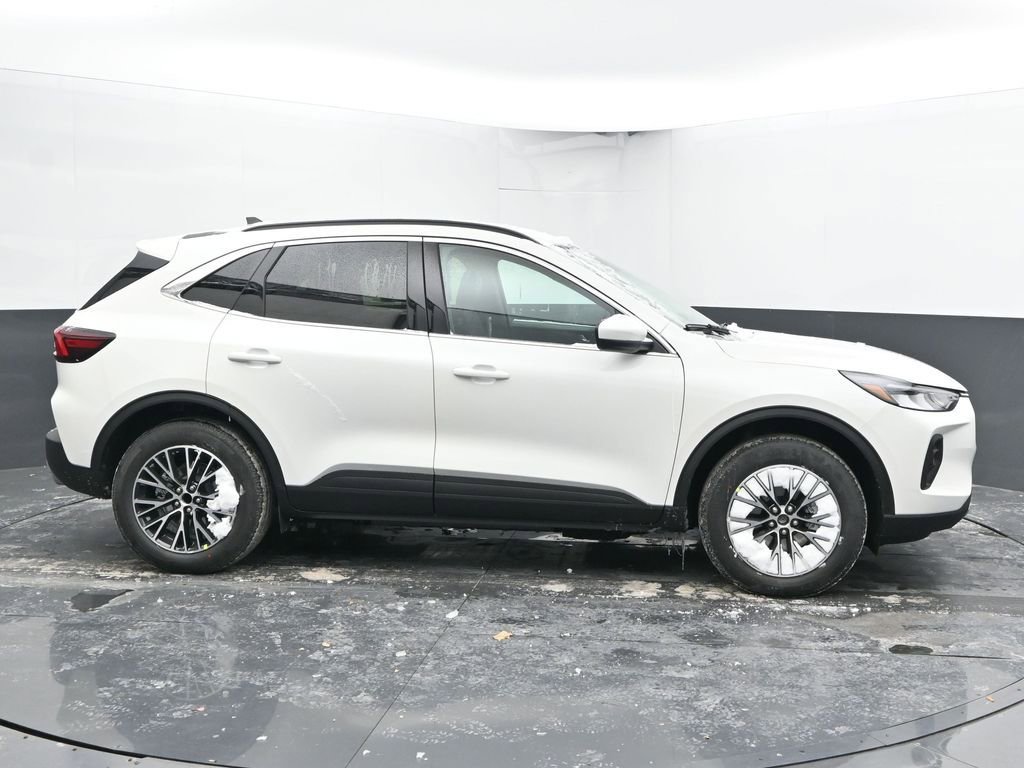 New 2026 Ford Escape Base w/ Class II Trailer Tow Package image 11