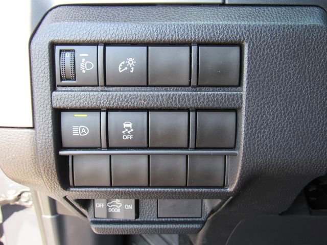 Used 2025 Toyota Tacoma TRD Sport image 28