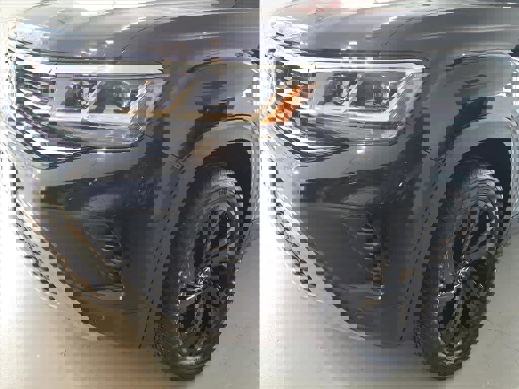 Used 2022 Volkswagen Atlas SE w/ Panoramic Sunroof Package image 7