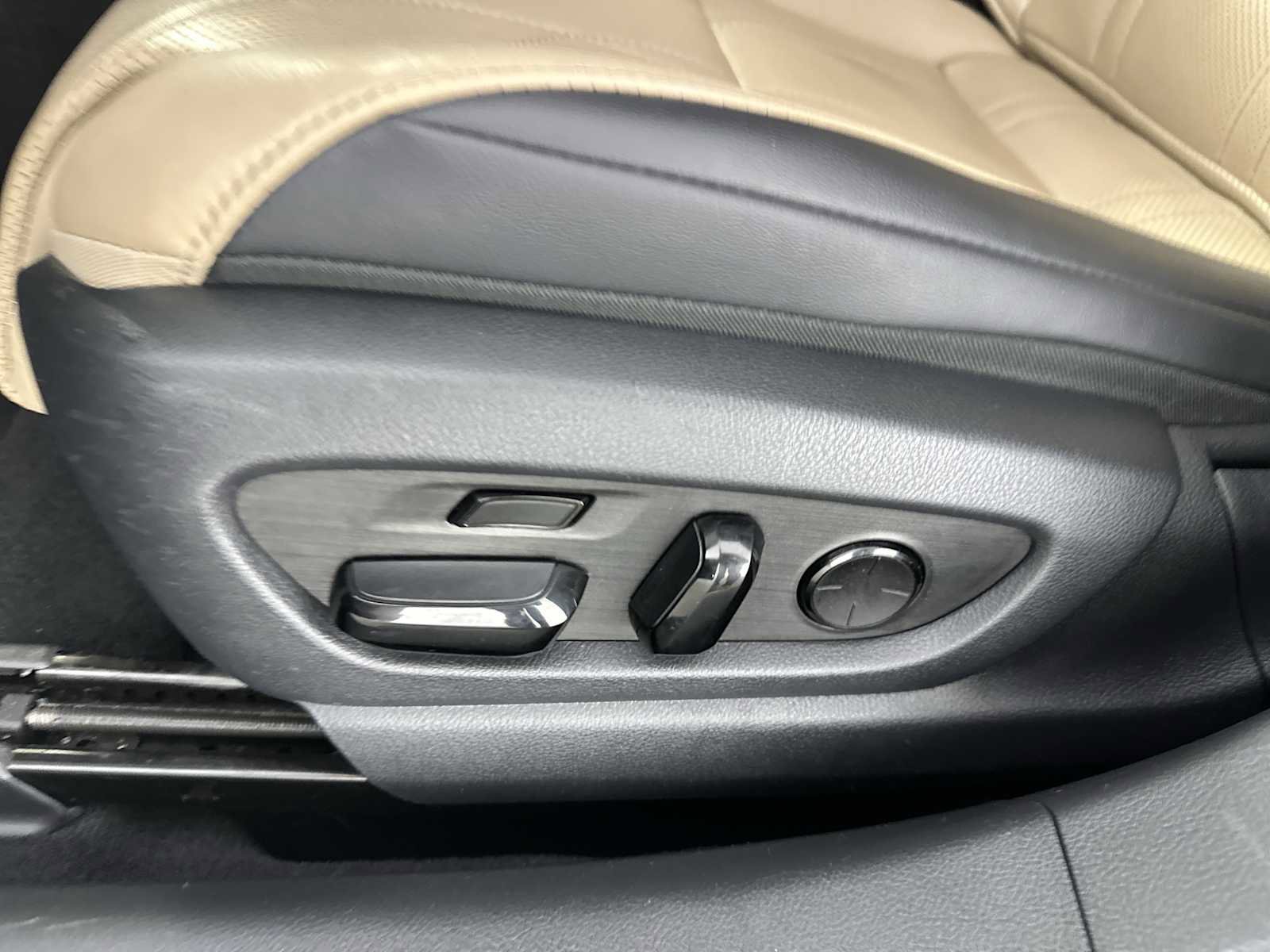 Used 2019 Lexus ES 350 w/ Accessory Package 2 image 12