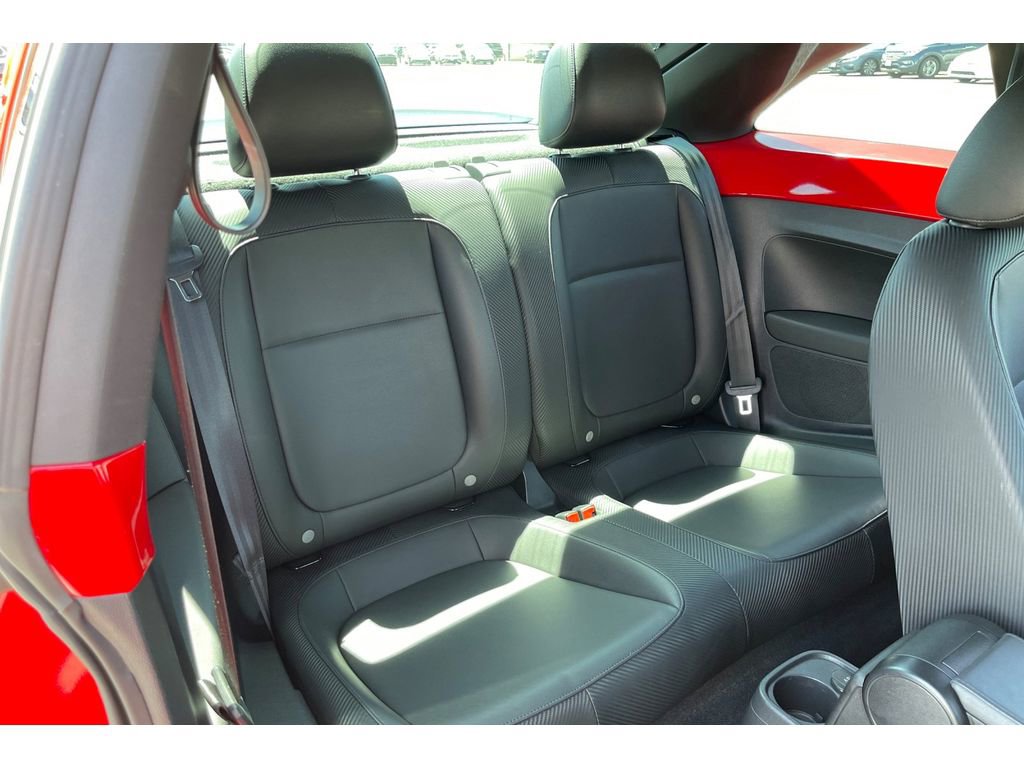 Used 2017 Volkswagen Beetle 1.8T SE FWD image 18