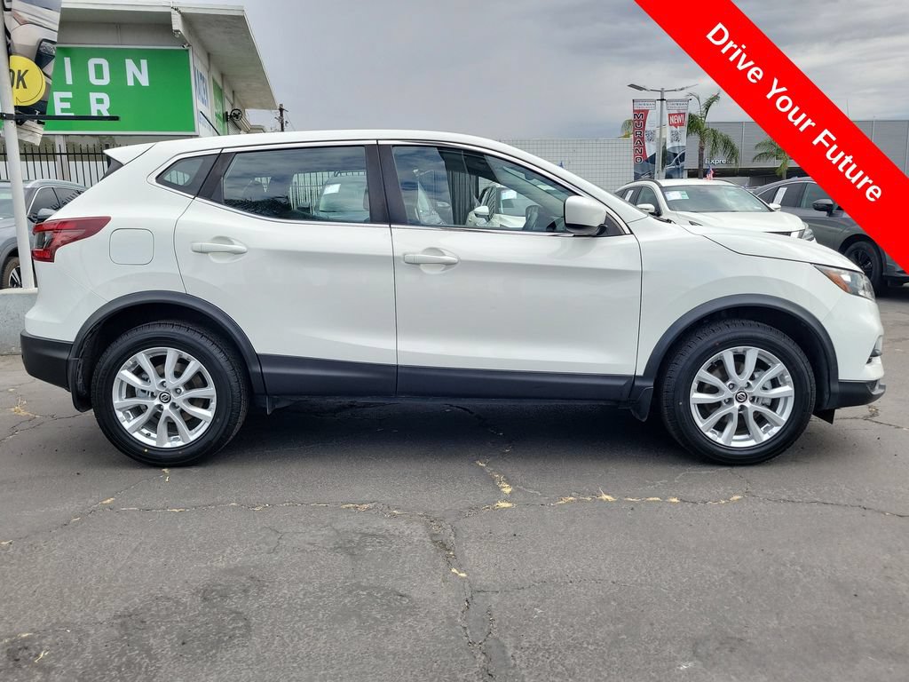 Used 2022 Nissan Rogue Sport S FWD image 34