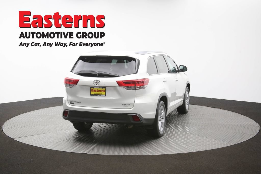 Used 2017 Toyota Highlander Limited Platinum AWD/4WD image 45