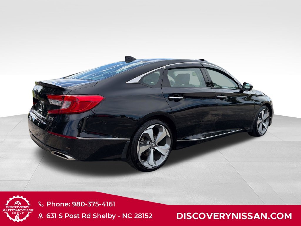 Used 2020 Honda Accord Touring image 6