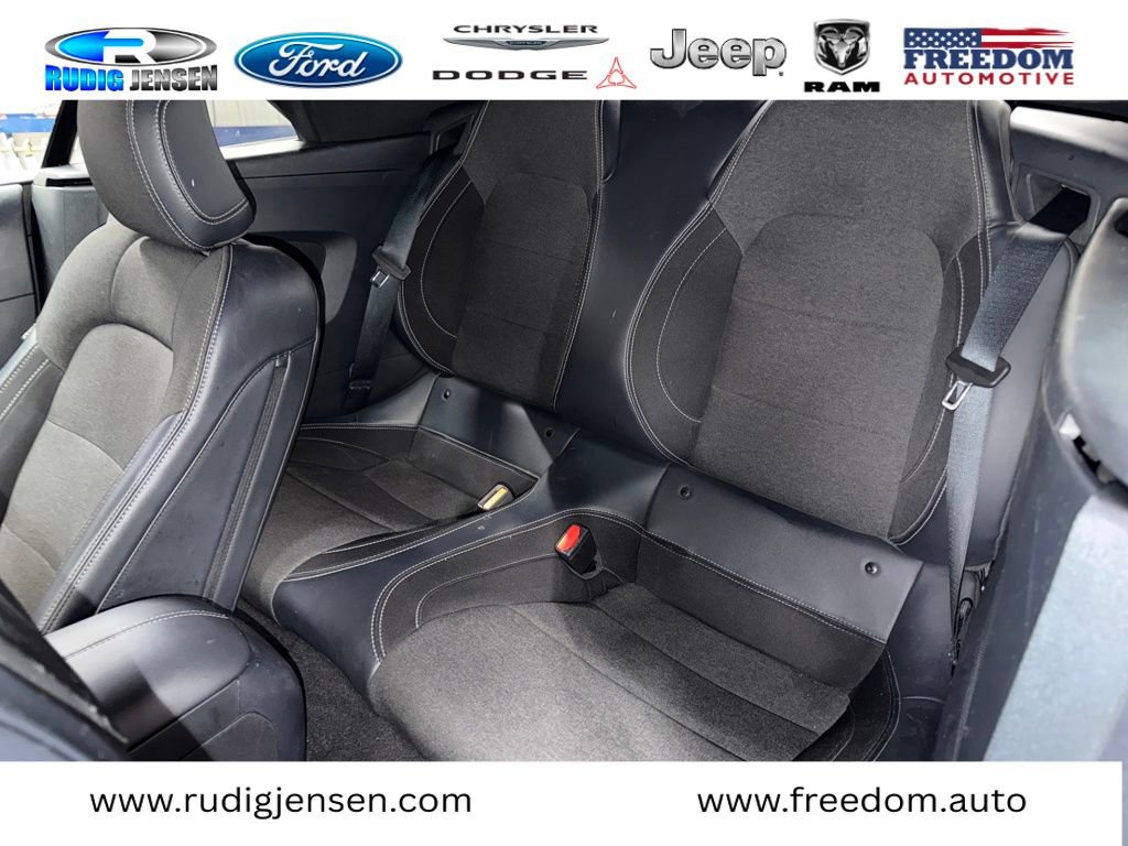 Used 2024 Ford Mustang Convertible RWD image 12