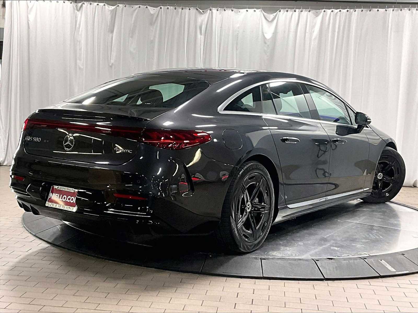 Used 2023 Mercedes-Benz EQS 580 4MATIC Sedan image 10