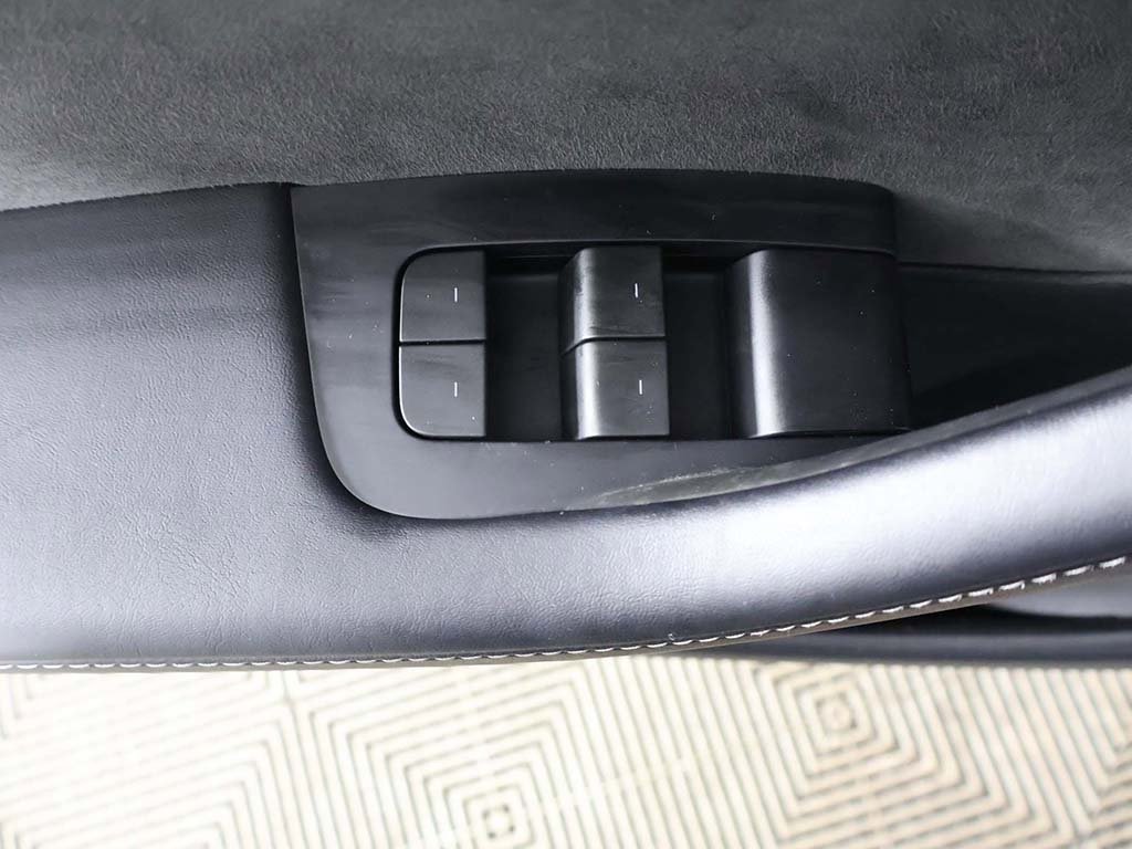 Used 2023 Tesla Model 3 Performance image 37