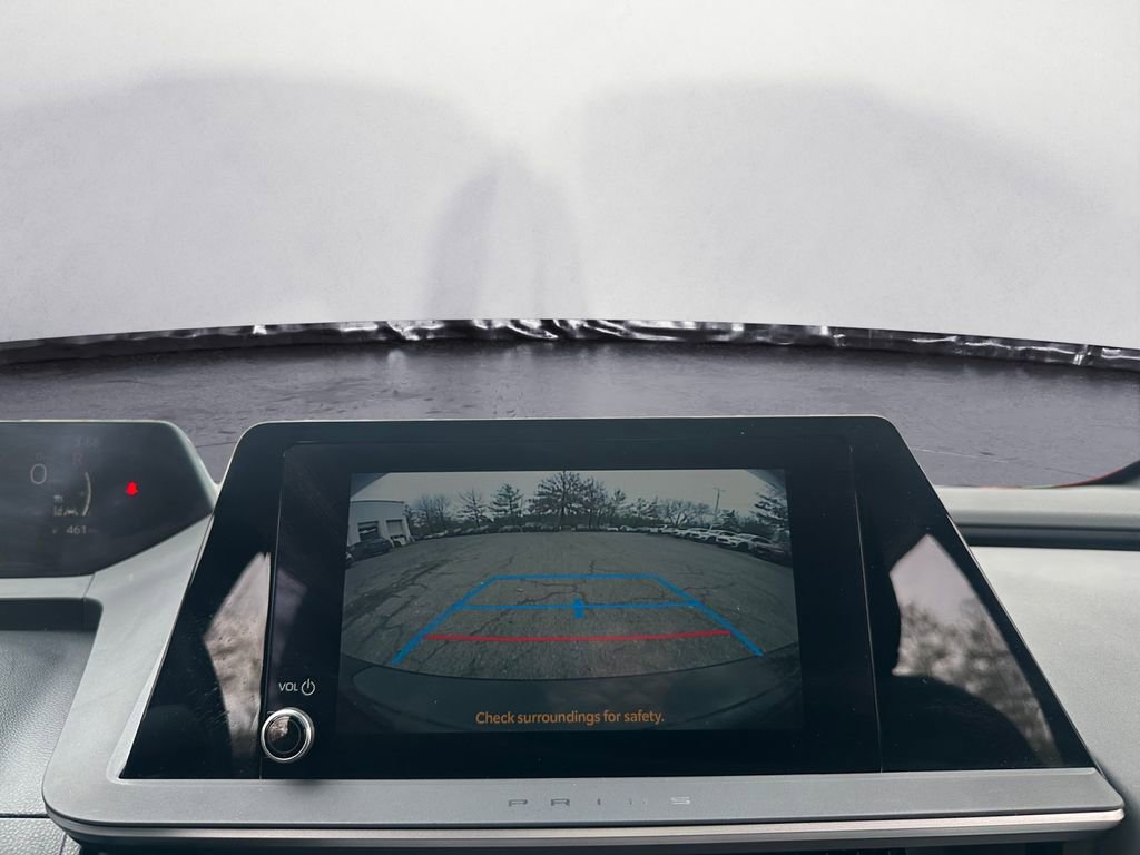 Used 2024 Toyota Prius LE image 17