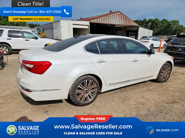 Used 2015 Kia Cadenza Premium w/ Luxury Package FWD image 4