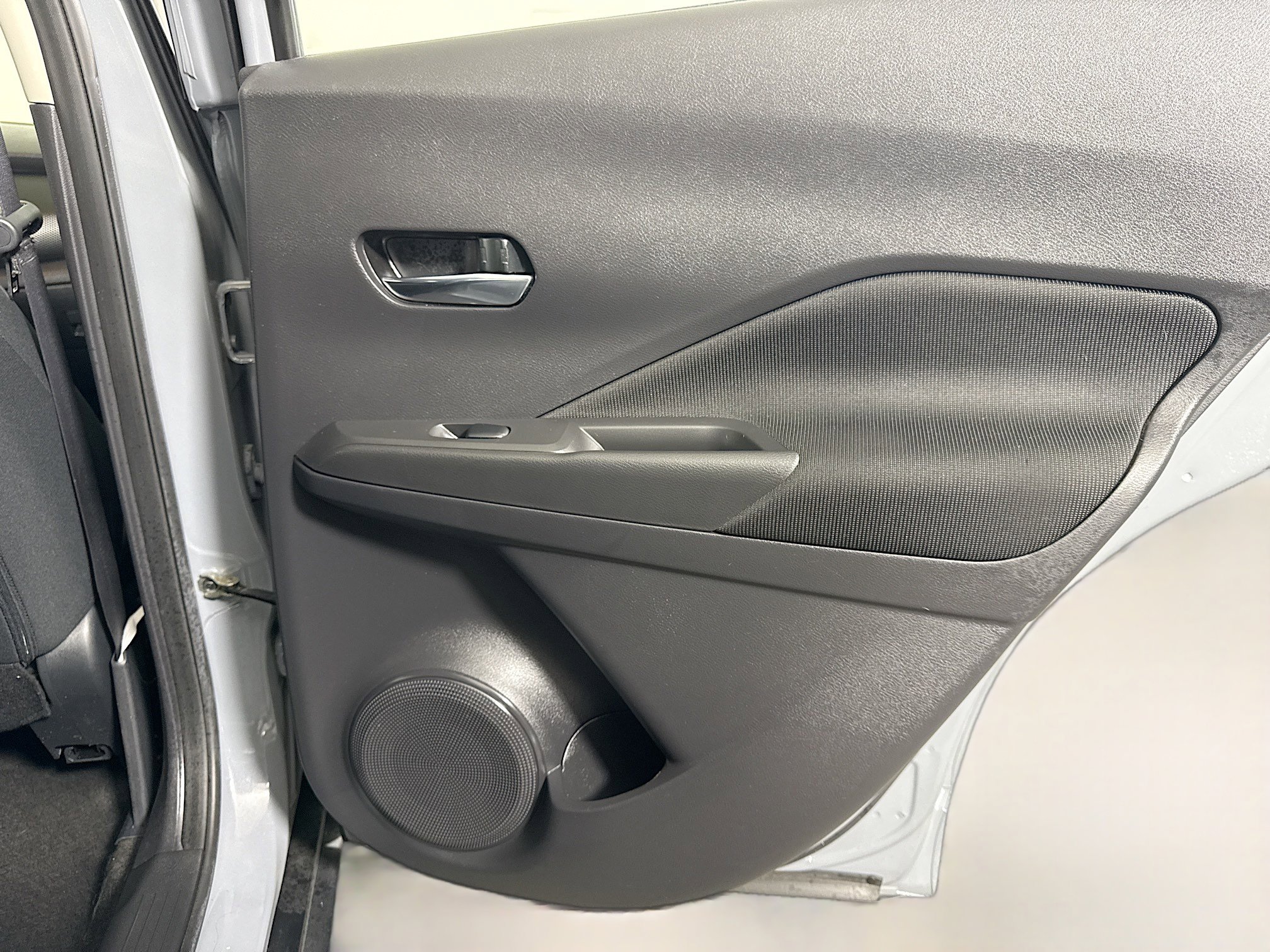 Used 2021 Nissan Kicks SV image 28