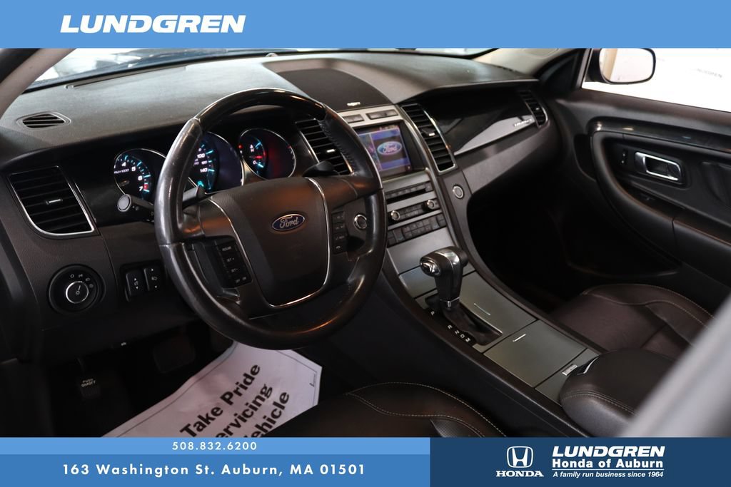 Used 2011 Ford Taurus Limited w/ 302A Rapid Spec Order Code FWD image 8