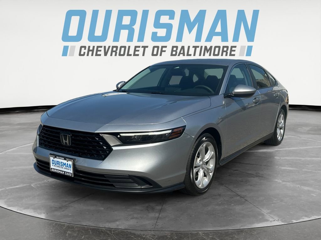 Used 2023 Honda Accord LX image 2