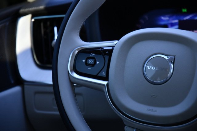 New 2027 Volvo XC60 B5 Ultra AWD/4WD image 23