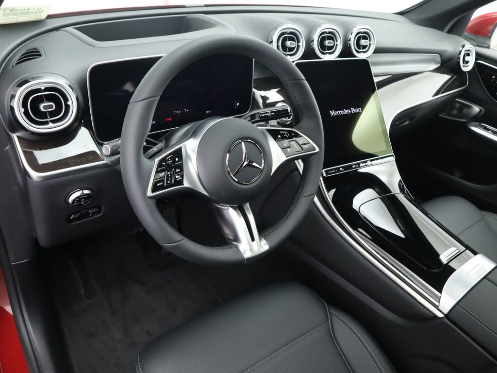 Certified 2026 Mercedes-Benz GLC 300 image 10