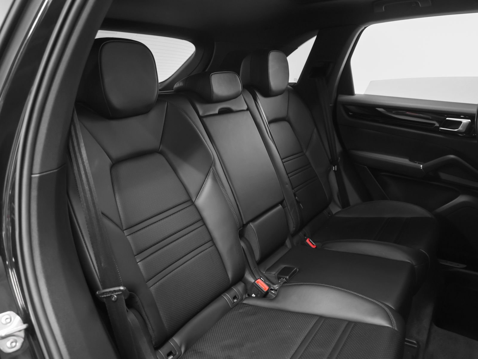 Certified 2019 Porsche Cayenne image 23