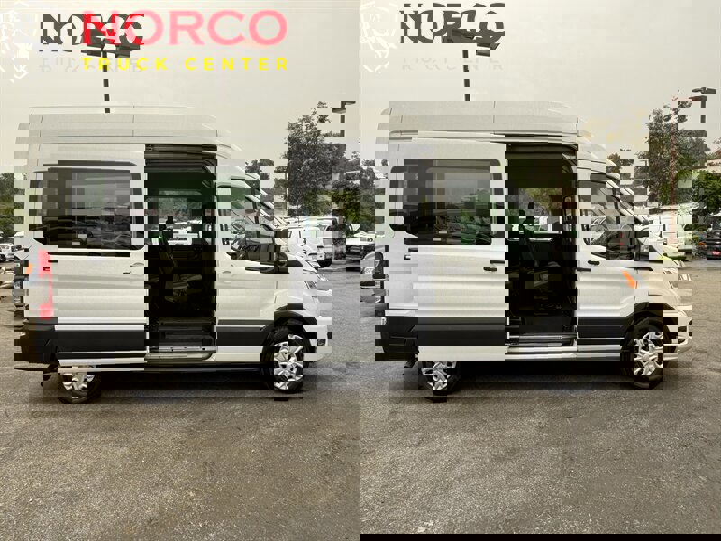 Used 2021 Ford Transit 350 XLT image 2