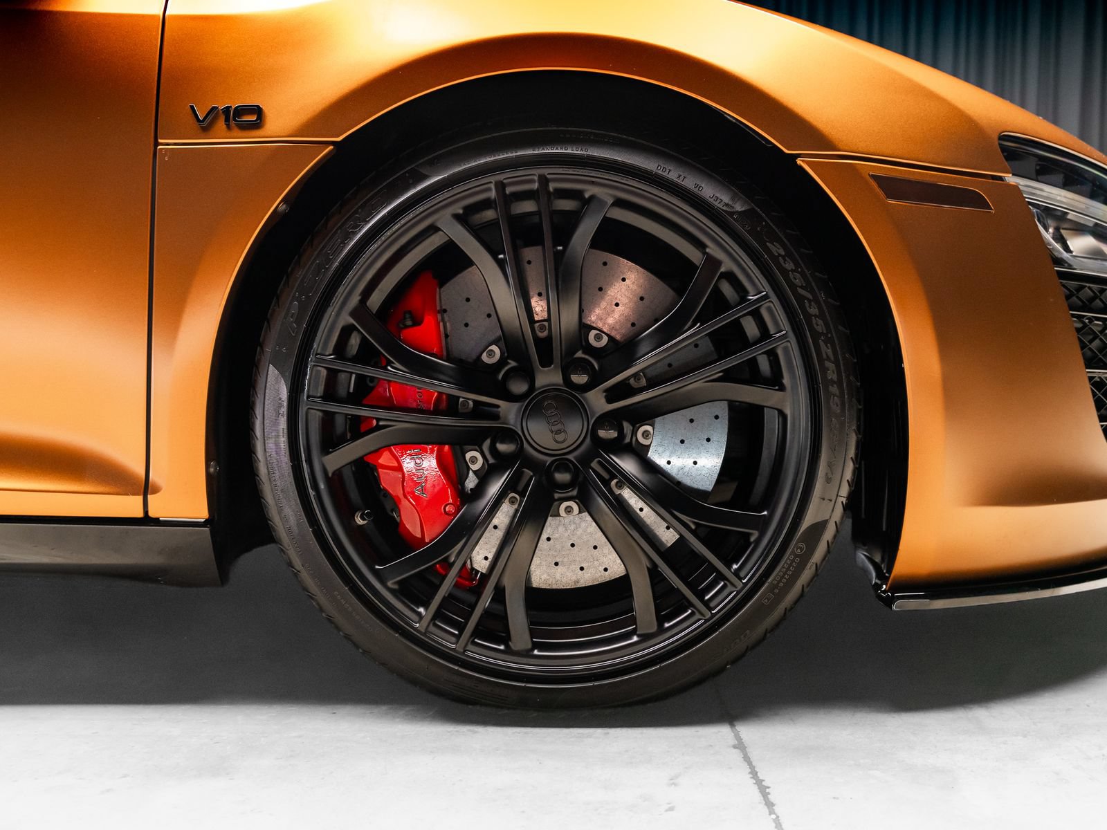Used 2014 Audi R8 V10 plus AWD/4WD image 30