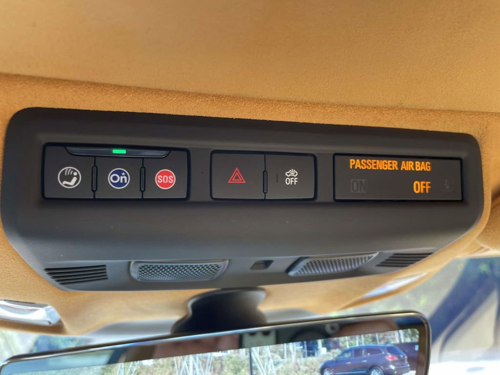 Used 2022 Chevrolet Corvette Stingray Premium Conv w/ 3LT image 30