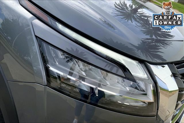 Used 2023 Nissan Pathfinder SL w/ SL Premium Package FWD image 29