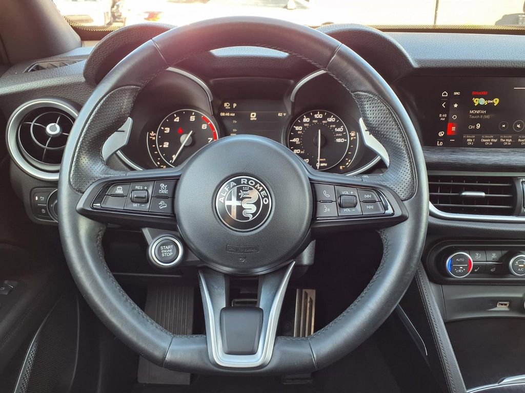 Used 2023 Alfa Romeo Stelvio Sprint RWD image 33