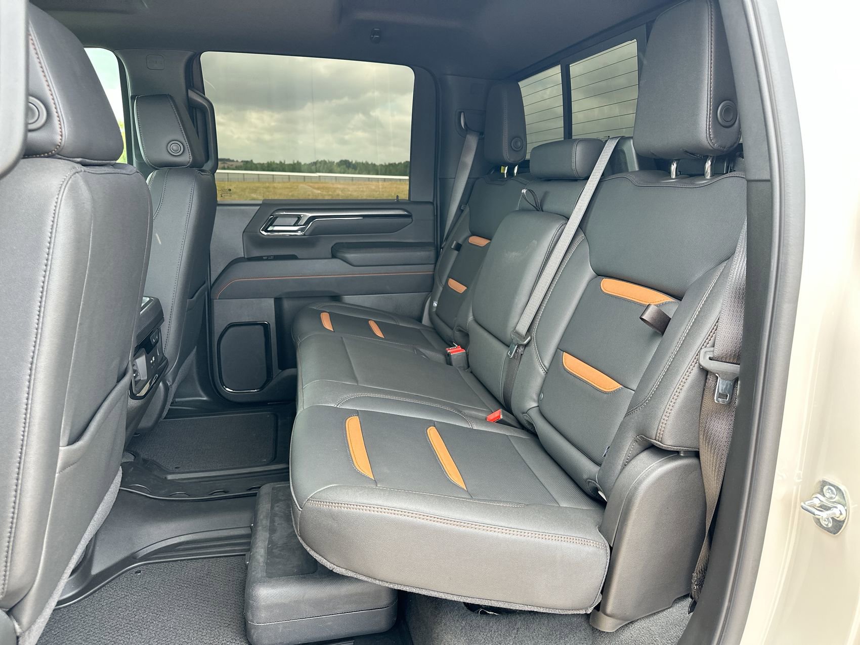 Used 2026 GMC Sierra 2500 AT4 w/ AT4 Premium Plus Package image 22
