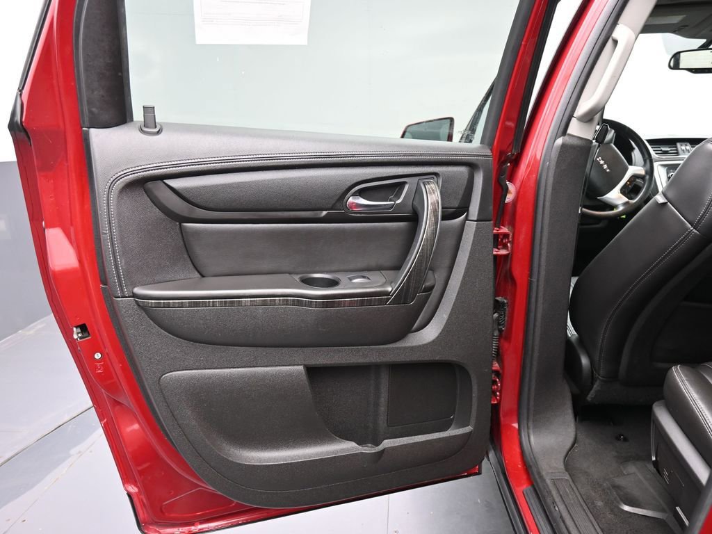 Used 2013 GMC Acadia SLT image 34