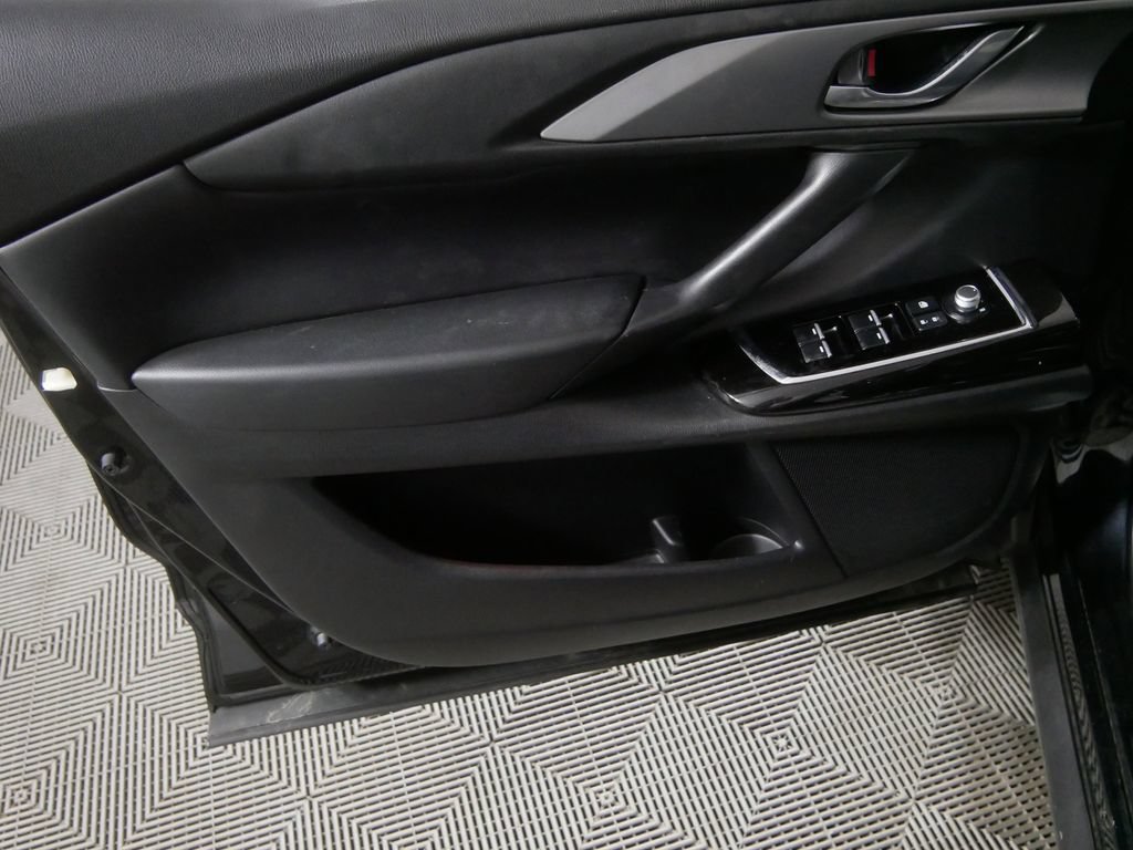 Used 2023 MAZDA CX-9 Touring AWD/4WD image 13