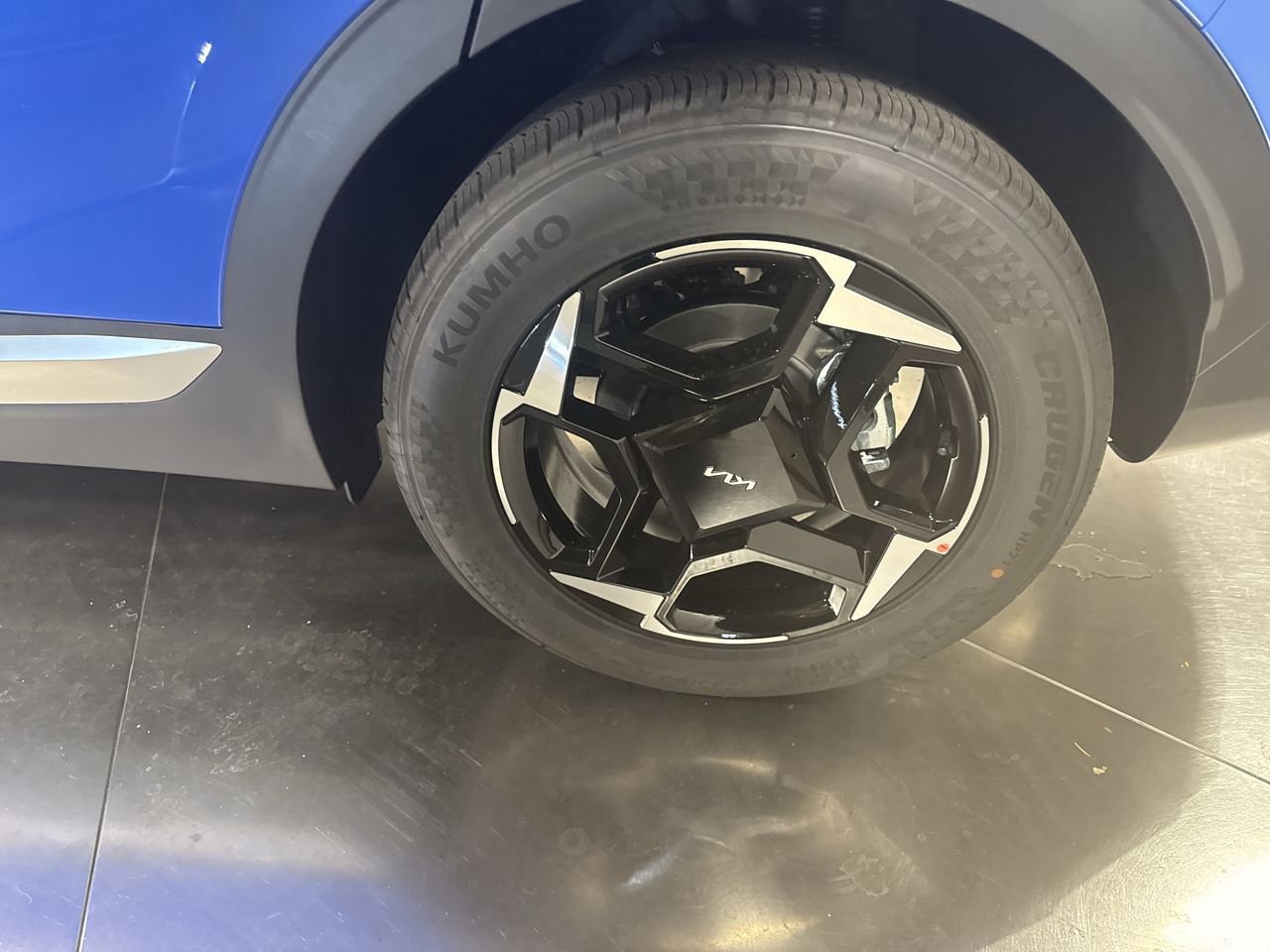 New 2026 Kia Sportage EX w/ EX Panorama Roof Package image 12