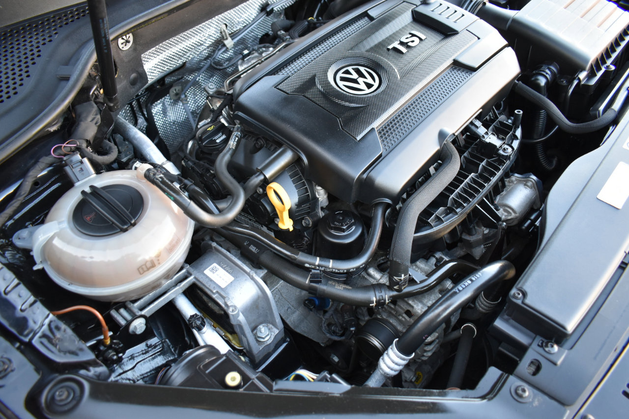 Used 2017 Volkswagen GTI S image 44