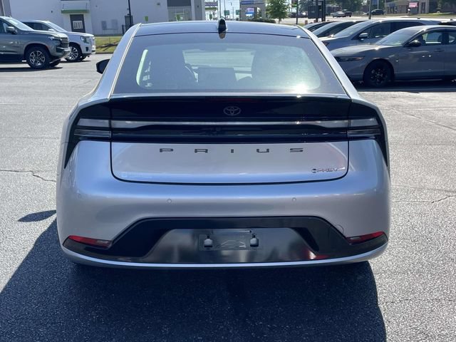 Used 2026 Toyota Prius Plug-In Hybrid w/ Limited Premium Package FWD image 5