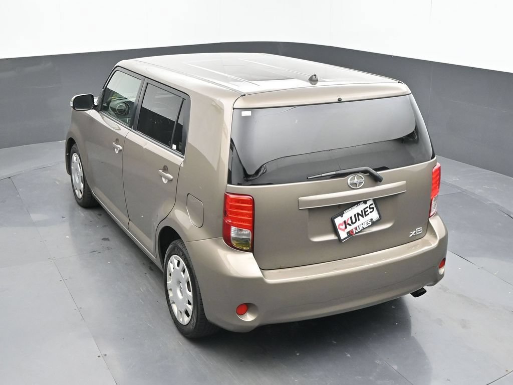 Used 2011 Scion xB FWD image 19