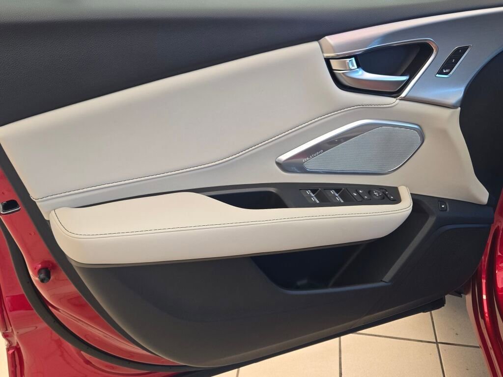 New 2025 Acura RDX w/ Technology Package image 28