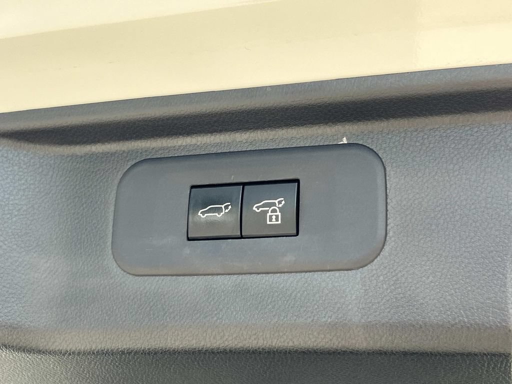 Used 2024 Toyota Grand Highlander AWD Hybrid image 17
