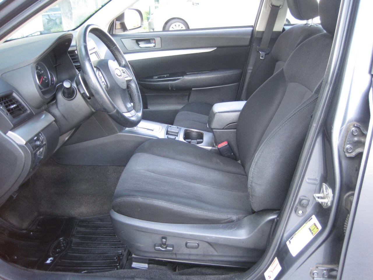 Used 2014 Subaru Legacy 2.5i Premium image 15