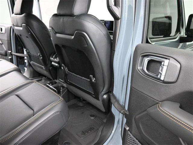 New 2025 Jeep Gladiator Sport w/ Premium Package image 18