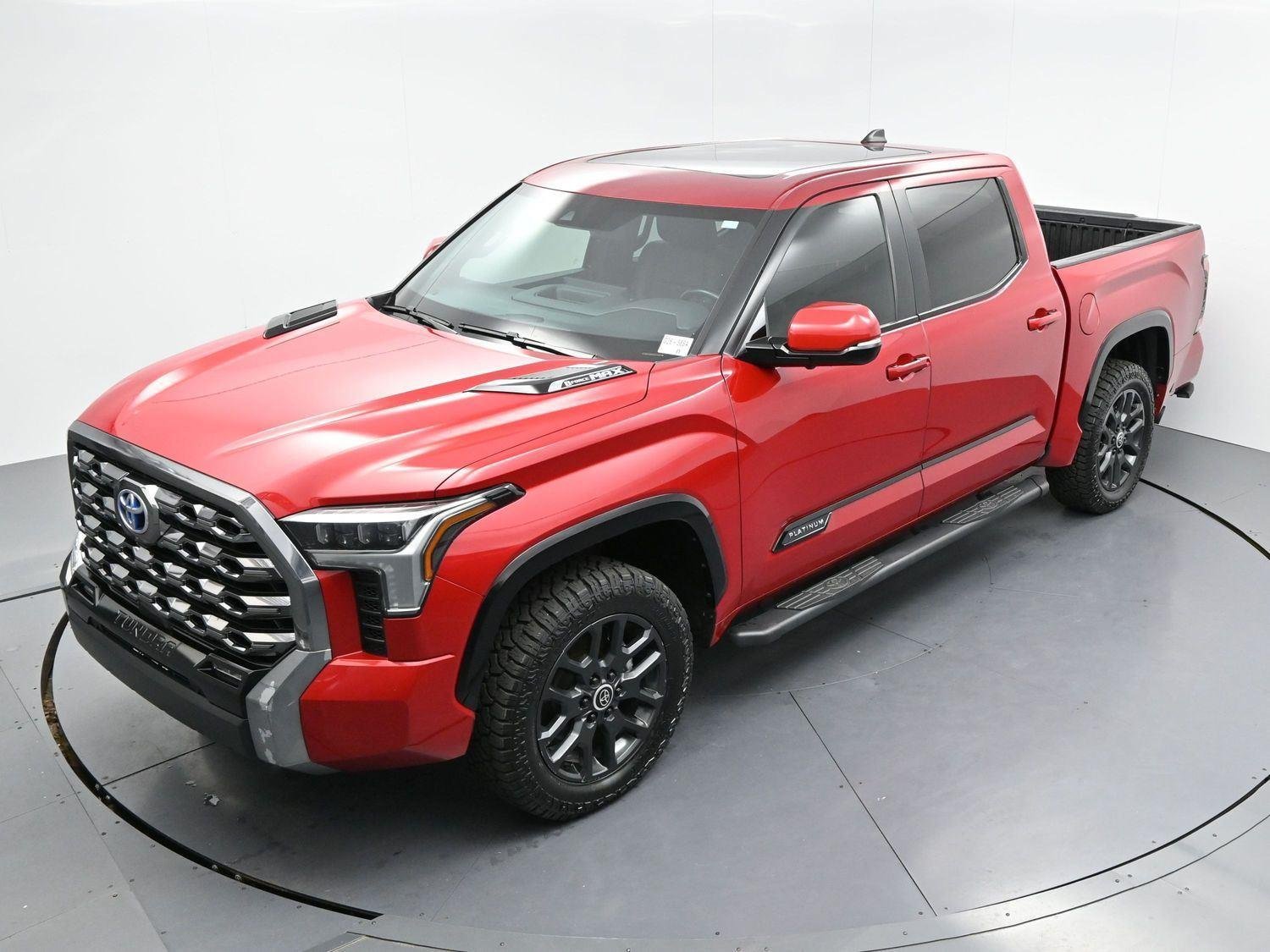 Used 2024 Toyota Tundra Platinum AWD/4WD image 39