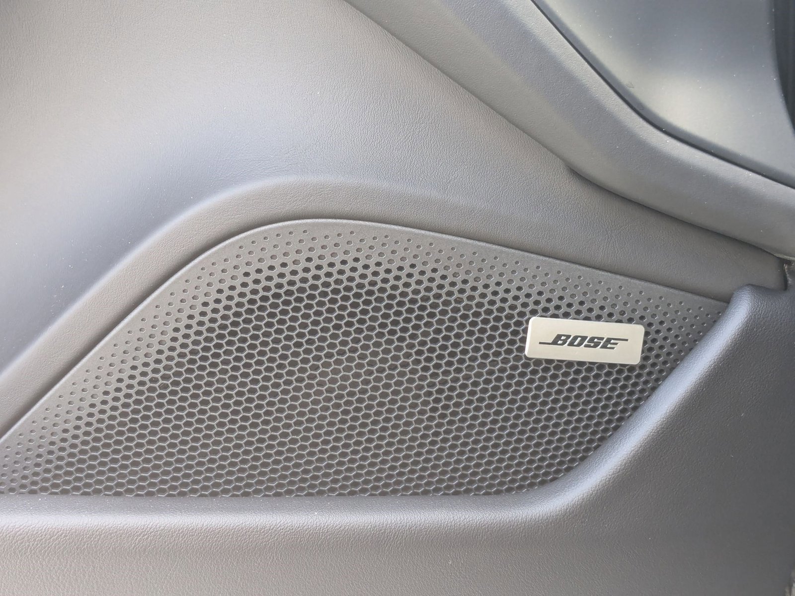 New 2024 Porsche Taycan 4S image 14