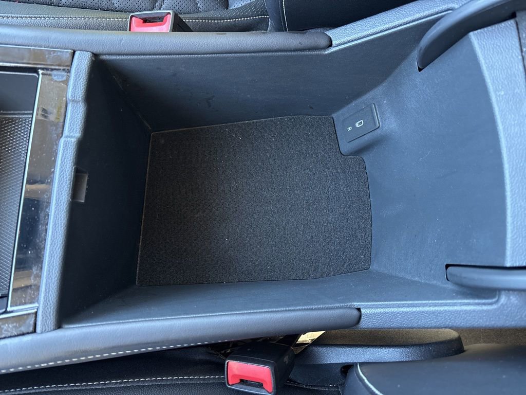 Used 2025 Volkswagen Atlas SE image 42