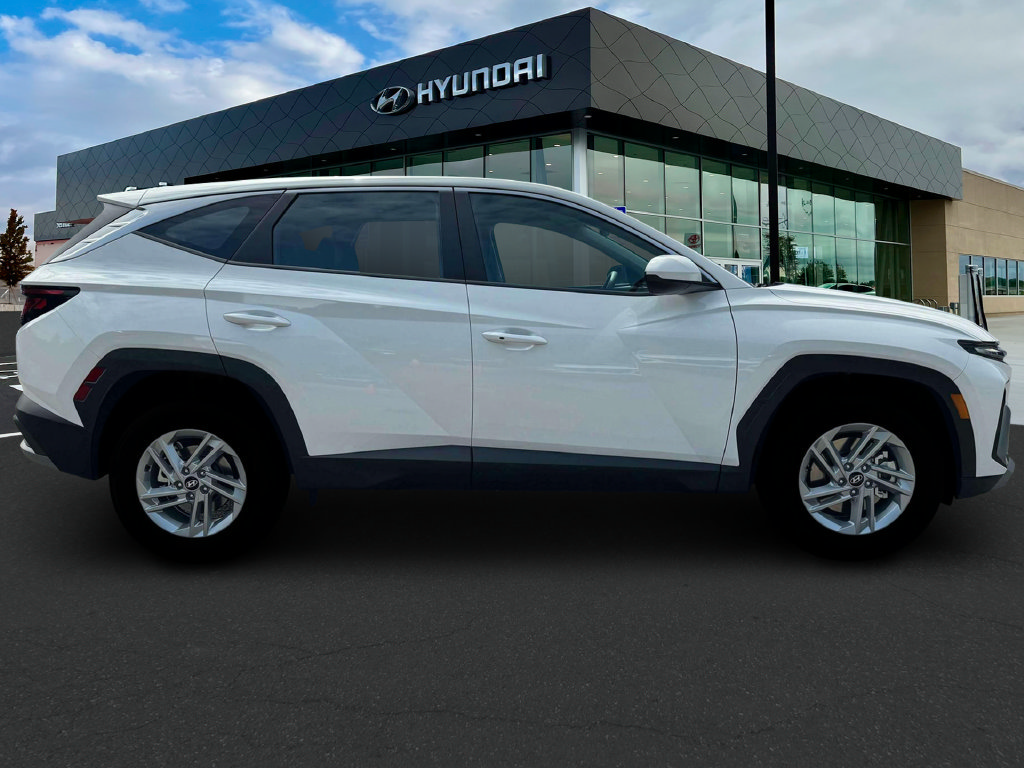 New 2025 Hyundai Tucson SE FWD image 9