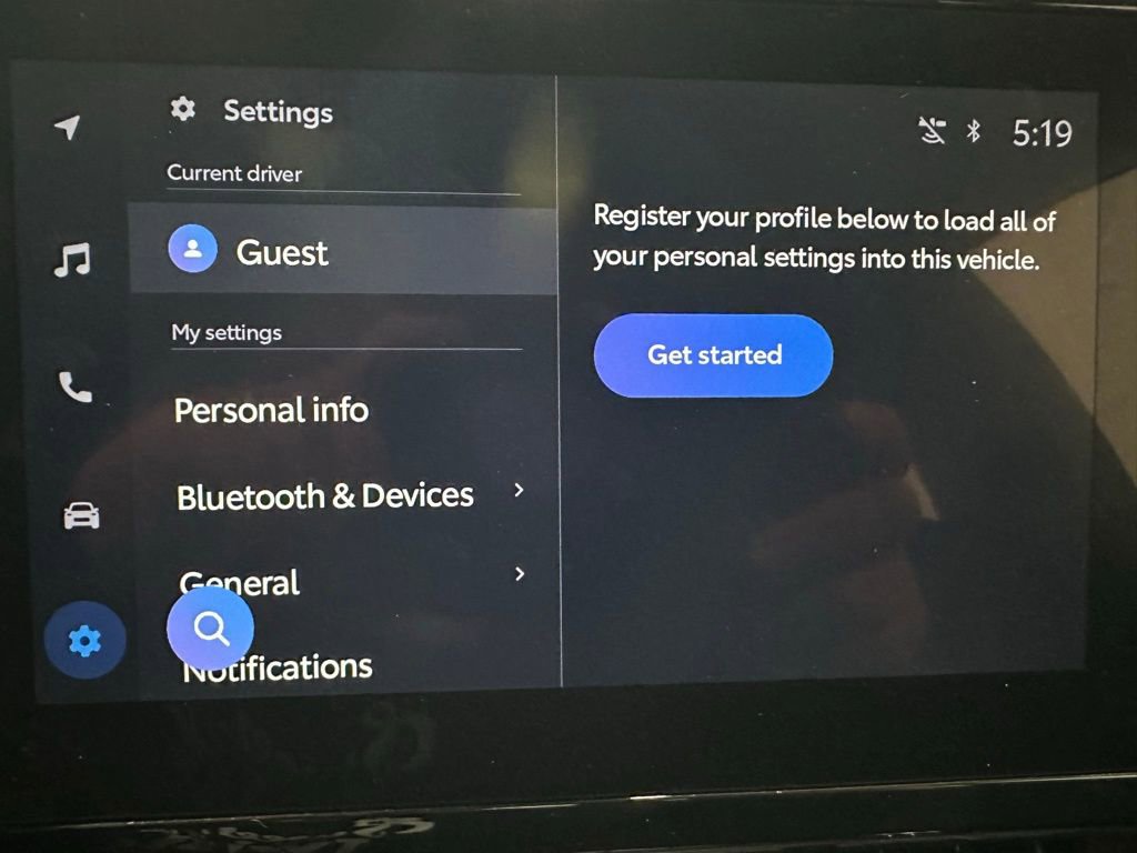 Used 2025 Toyota Corolla LE image 32