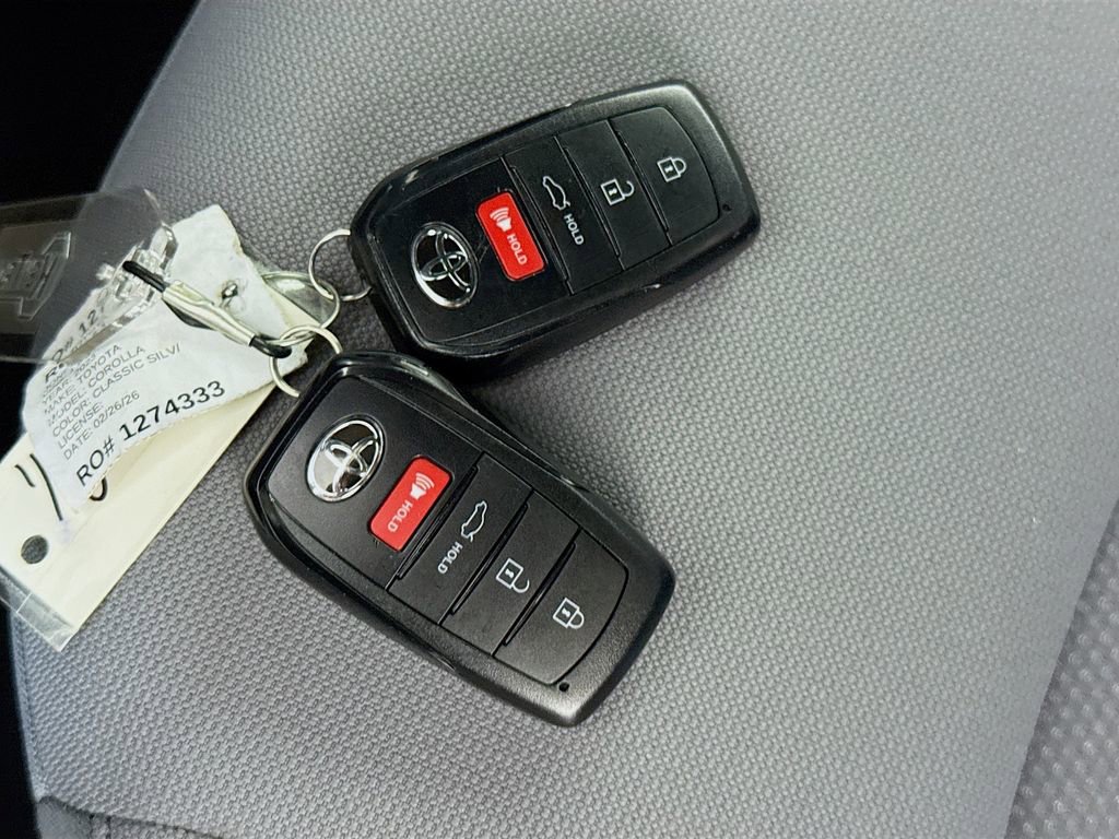 Certified 2023 Toyota Corolla SE w/ Carpet Mat Package (TMS) image 32