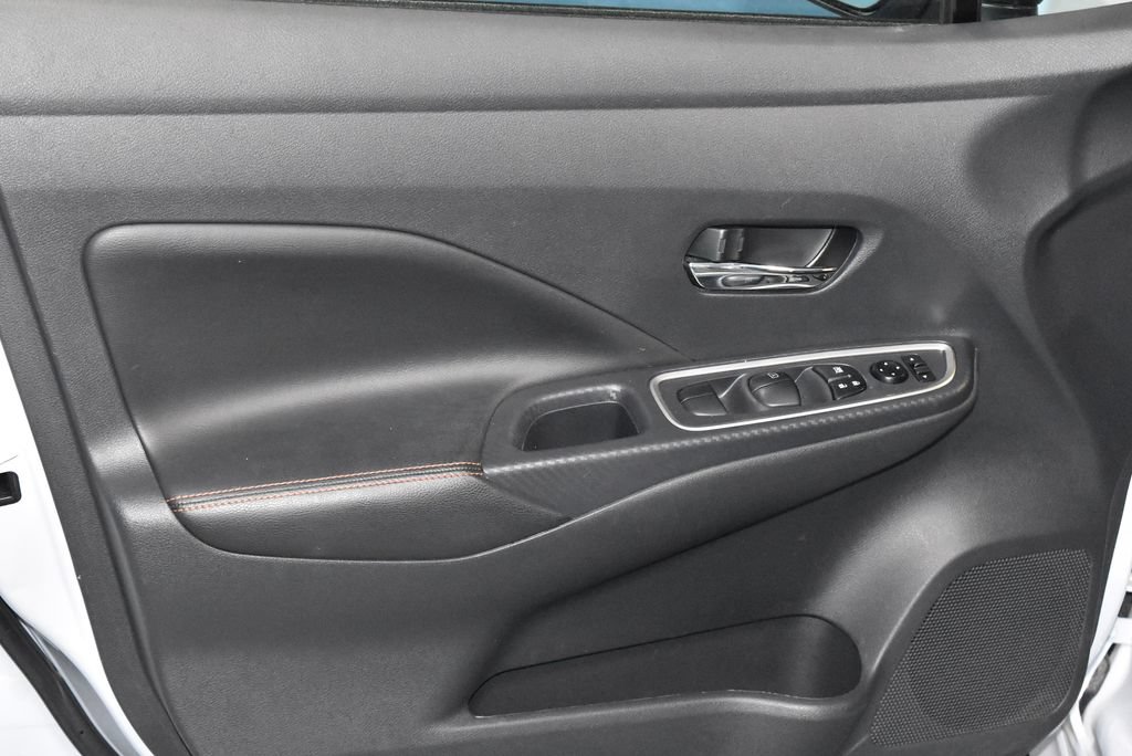 Certified 2024 Nissan Versa SR w/ Trunk Package FWD image 4