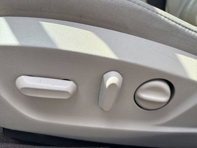 Used 2015 Buick Regal FWD image 12