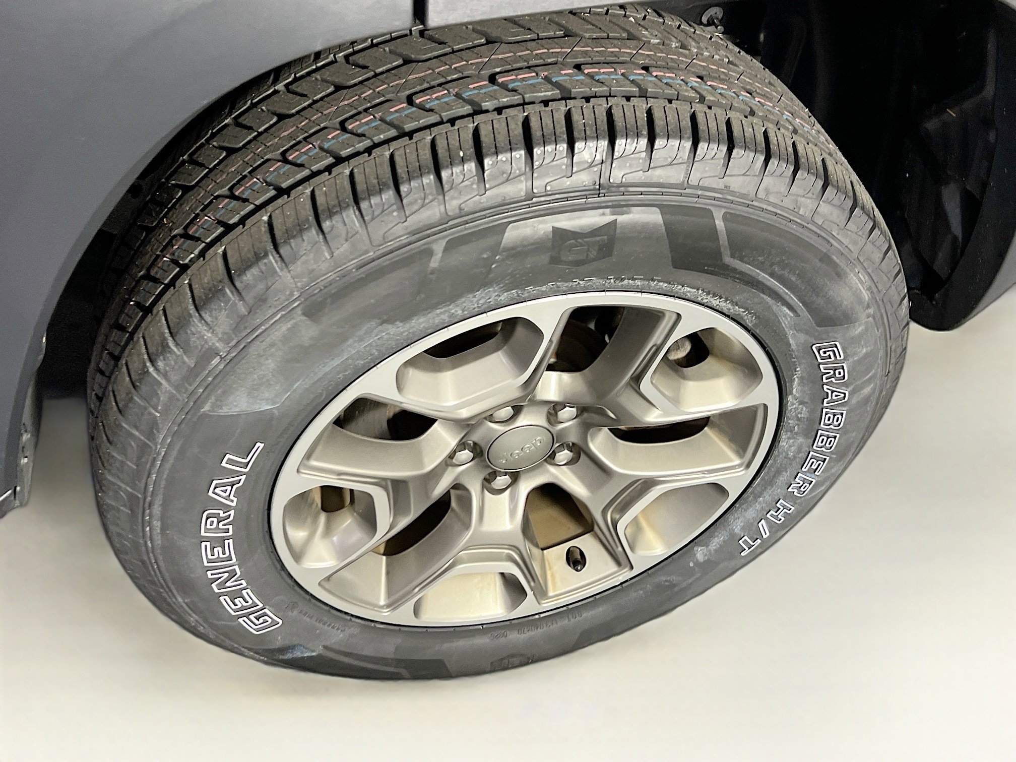 Used 2022 Jeep Cherokee Trailhawk image 29
