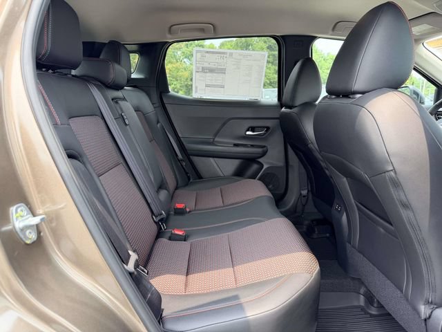 New 2026 Nissan Kicks SR w/ Interior Electronics Package FWD image 11