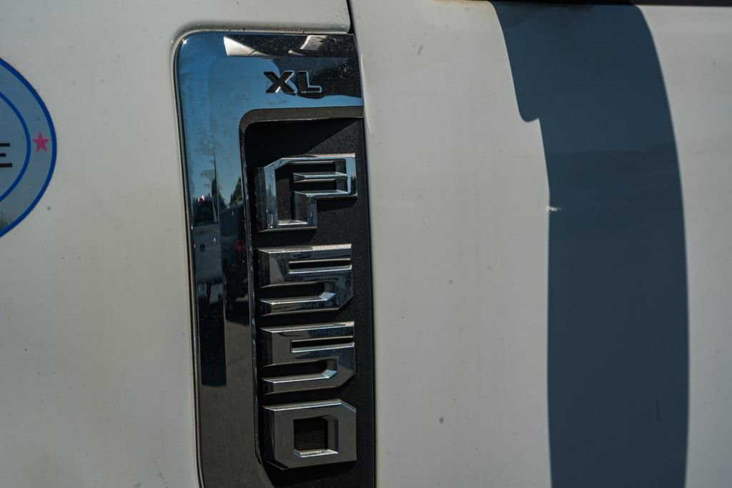 Used 2017 Ford F550 4x4 SuperCab Super Duty image 23