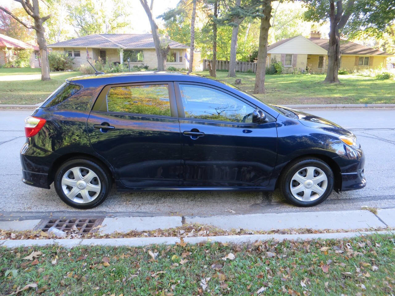 Used 2009 Toyota Matrix S image 6