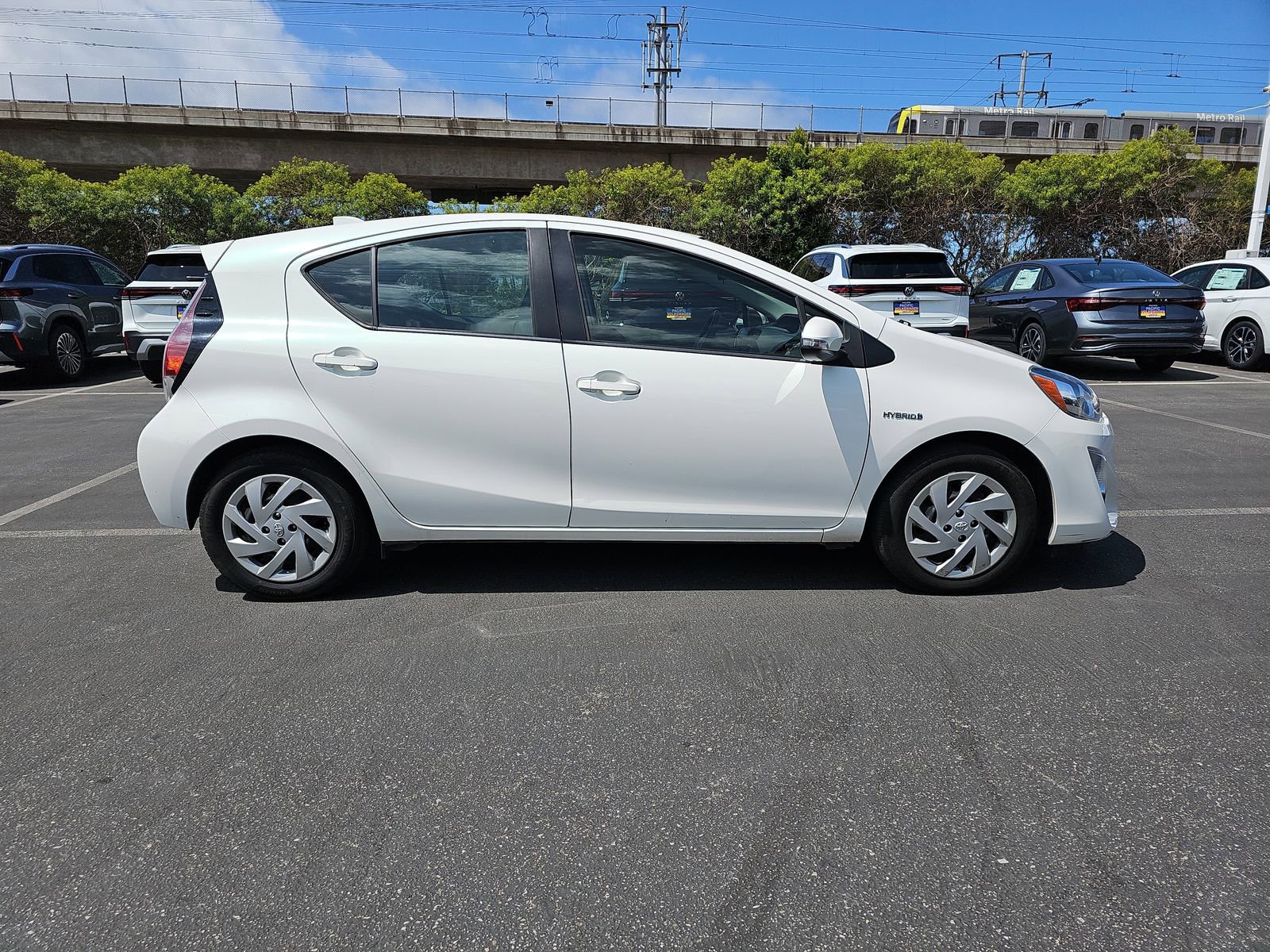 Used 2015 Toyota Prius C Two FWD image 4