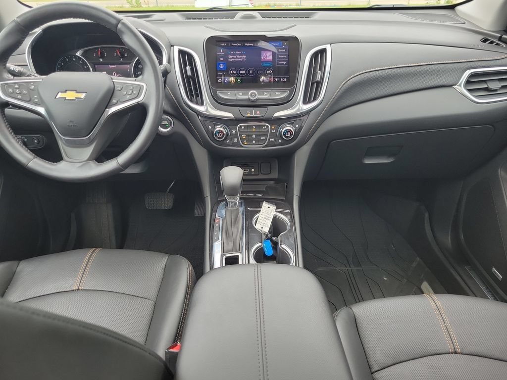 Used 2022 Chevrolet Equinox Premier AWD/4WD image 14