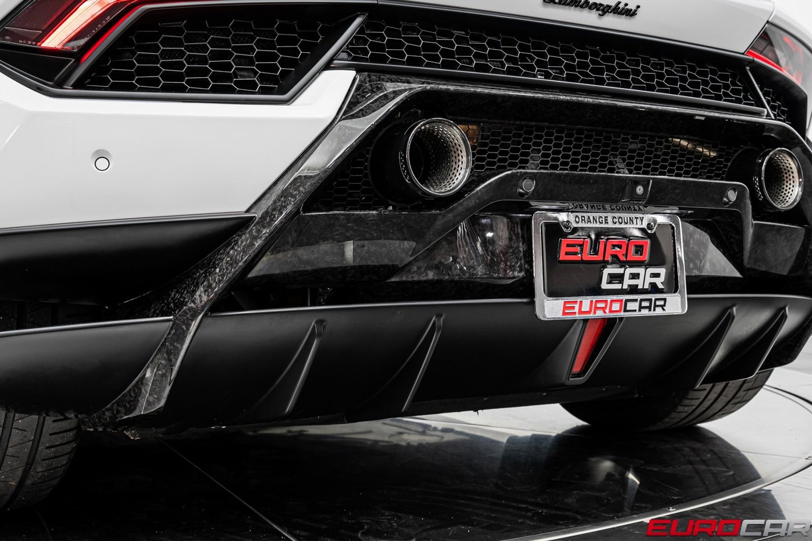 Used 2018 Lamborghini Huracan Performante image 25